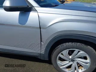 2022 Volkswagen Atlas SE with VIN 1V2WR2CA2NC542530, listed as a IAAI auction lot 41913358 with 37,977 mi miles and . Bid and sale history available at DreamBid. Image 18.