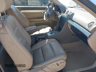 2006 Audi A4 1.8T z VIN WAUBC48H86K006530, wystawiony jako IAAI lot #41870647 z przebiegiem 175 488 mil mil oraz . Historia ofert i sprzedaży dostępna na DreamBid. Obrazek 5.