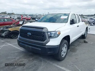 2021 Toyota Tundra 2WD SR with VIN 5TFTY5F15MX011902, listed as a IAAI auction lot 40359301 with 6,913 mi miles. Bid and sale history available at carsss.com. Image 17.