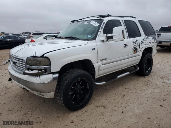 2004 GMC Yukon SLT with VIN 1GKEC13Z74R267204, listed as a Copart auction lot 41776135 with 240,438 mi miles and Salvage Title. Bid and sale history available at carsss.com. Image 1.
