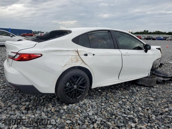 2025 Toyota Camry LE z VIN 4T1DAACK4SU536541, wystawiony jako Copart lot #56383535 z przebiegiem Nie podano mil oraz Szkoda całkowita • Salvage title. Historia ofert i sprzedaży dostępna na DreamBid. Obrazek 3.
