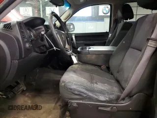 2013 Chevrolet Silverado 1500 LT with VIN 3GCPKSEA7DG111183, listed as a Copart auction lot 45264875 with 273,324 mi miles and Clean Title. Bid and sale history available at DreamBid. Image 7.