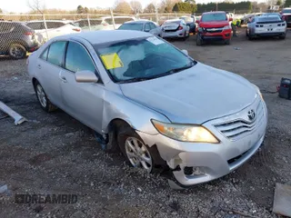 2011 Toyota Camry LE with VIN 4T1BF3EKXBU641988, listed as a IAAI auction lot 41332404 with 179,139 mi miles. Bid and sale history available at carsss.com. Image 1.