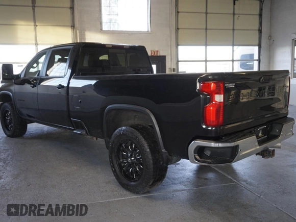 2020 Chevrolet Silverado 3500HD LT with VIN 1GC4YTEY5LF202439, listed as a Copart auction lot 81088064 with 89,695 mi miles and Salvage Title. Bid and sale history available at carsss.com. Image 4.