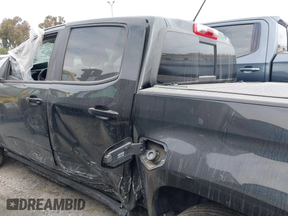 2019 Chevrolet Colorado 4WD Z71 with VIN 1GCGTDEN5K1289956, listed as a IAAI auction lot 41729406 with 60,887 mi miles. Bid and sale history available at carsss.com. Image 15.