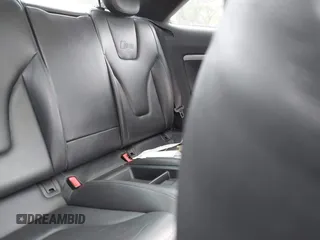 2009 Audi S5 z VIN WAURV78T99A033499, wystawiony jako IAAI lot #42323444 z przebiegiem 117 439 mil mil oraz . Historia ofert i sprzedaży dostępna na DreamBid. Obrazek 8.