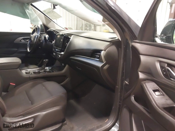 2019 Chevrolet Traverse LT Cloth with VIN 1GNEVGKW2KJ213750, listed as a IAAI auction lot 41214664 with 166,233 mi miles. Bid and sale history available at carsss.com. Image 5.