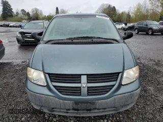 2007 Dodge Caravan SE with VIN 1D4GP25R97B205587, listed as a Copart auction lot 51006755 with 195,618 mi miles and Salvage Title. Bid and sale history available at carsss.com. Image 5.