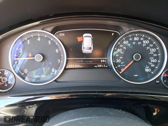 2016 Volkswagen Touareg Sport с VIN WVGEF9BP0GD012604, выставлен на аукционе Copart как лот 85132214 с пробегом 127 155 миль миль и Чистый • Clean title. История ставок и продаж доступна на DreamBid. Изображение 9.