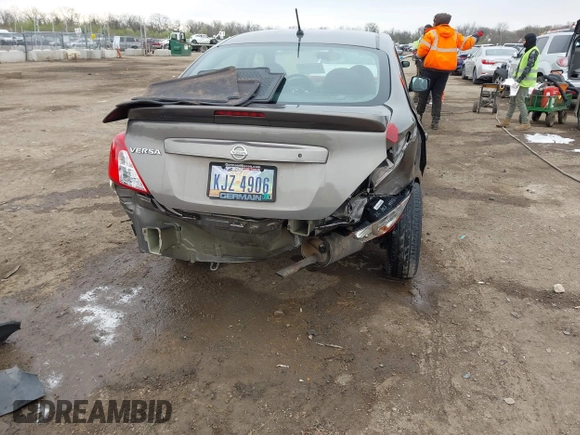 2016 Nissan Versa SV with VIN 3N1CN7AP7GL916192, listed as a IAAI auction lot 41997226 with 146,751 mi miles. Bid and sale history available at carsss.com. Image 6.