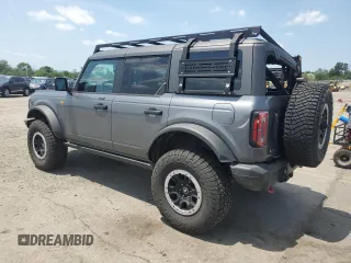2023 Ford Bronco z VIN 1FMEE5DP0PLA94154, wystawiony jako Copart lot #62035445 z przebiegiem 47 559 mil mil oraz Szkoda całkowita • Salvage title. Historia ofert i sprzedaży dostępna na DreamBid. Obrazek 2.