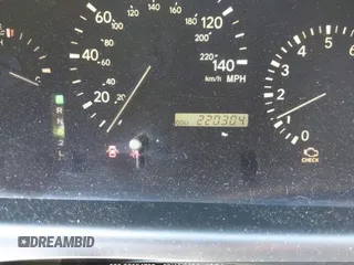 2002 Lexus RX 300 with VIN JTJGF10U920133281, listed as a IAAI auction lot 38054792 with 220,304 mi miles and . Bid and sale history available at DreamBid. Image 7.