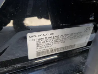 2022 Audi S8 with VIN WAULSAF84NN000519, listed as a Copart auction lot 47127135 with 30,032 mi miles and Salvage Title. Bid and sale history available at DreamBid. Image 12.