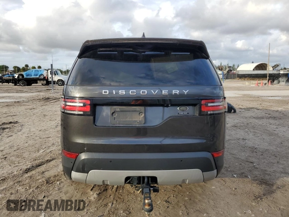 2018 Land Rover Discovery HSE Luxury with VIN SALRT2RV9JA058590, listed as a Copart auction lot 72785613 with 44,879 mi miles. Bid and sale history available at carsss.com. Image 6.