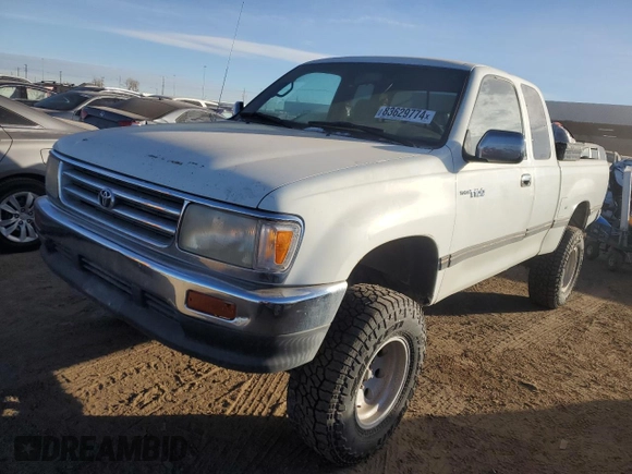 1997 Toyota T100 SR5 with VIN JT4UN24D4V0049432, listed as a Copart auction lot 83629774 with 208,803 mi miles and Salvage Title. Bid and sale history available at DreamBid. Image 1.