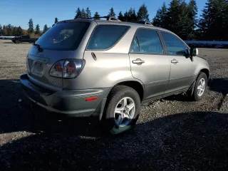 2001 Lexus RX 300 with VIN JTJGF10U710089943, listed as a Copart auction lot 78927544 with 228,152 mi miles and Salvage Title. Bid and sale history available at carsss.com. Image 3.