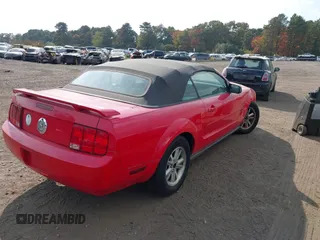 2006 Ford Mustang Standard with VIN 1ZVFT84N965166306, listed as a IAAI auction lot 40580690 with 113,233 mi miles and . Bid and sale history available at carsss.com. Image 4.