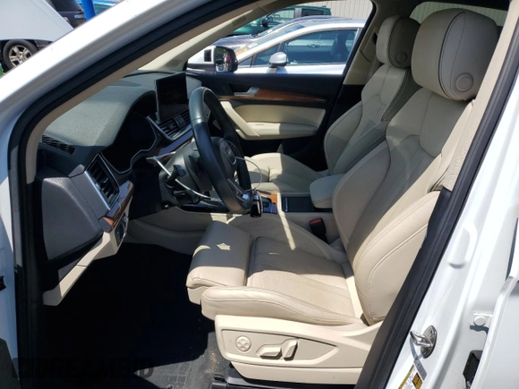 2021 Audi Q5 Prestige with VIN WA1CAAFY9M2053068, listed as a Copart auction lot 61033985 with 48,415 mi miles and Non repairable. Bid and sale history available at DreamBid. Image 7.