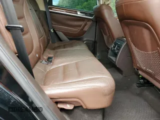 2012 Volkswagen Touareg Sport z VIN WVGEF9BP7CD009824, wystawiony jako Copart lot #58311915 z przebiegiem 154 397 mil mil oraz Szkoda całkowita • Salvage title. Historia ofert i sprzedaży dostępna na DreamBid. Obrazek 11.
