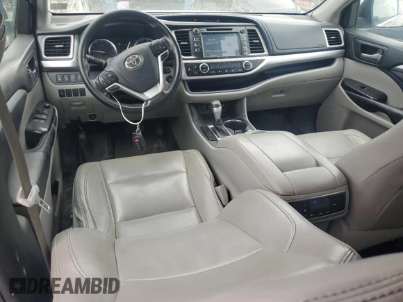 2017 Toyota Highlander XLE with VIN 5TDJZRFH7HS426496, listed as a Copart auction lot 62337475 with 255,962 mi miles and Clean title. Bid and sale history available at DreamBid. Image 8.