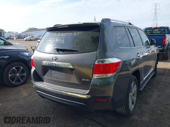 2011 Toyota Highlander Limited with VIN 5TDDK3EH7BS055802, listed as a IAAI auction lot 42207525 with 146,827 mi miles and . Bid and sale history available at DreamBid. Image 4.