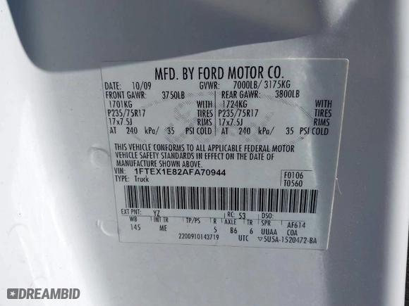 2010 Ford F-150 XL with VIN 1FTEX1E82AFA70944, listed as a IAAI auction lot 41700322 with 230,960 mi miles. Bid and sale history available at carsss.com. Image 9.
