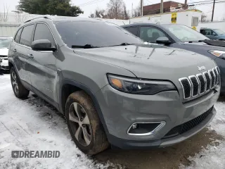 2019 Jeep Cherokee Limited with VIN 1C4PJMDX3KD472313, listed as a Copart auction lot 38220294 with 29,329 mi miles and Non Repairable. Bid and sale history available at carsss.com. Image 4.