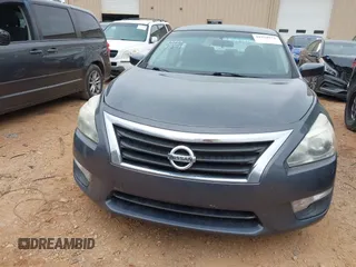 2013 Nissan Altima SV with VIN 1N4AL3AP8DC103069, listed as a IAAI auction lot 41934574 with 222,875 mi miles and . Bid and sale history available at carsss.com. Image 12.