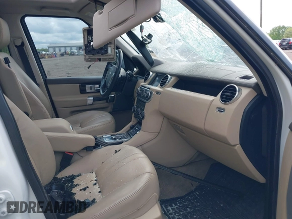 2016 Land Rover LR4 HSE с VIN SALAG2V68GA824575, выставлен на аукционе IAAI как лот 42154687 с пробегом 74 260 миль миль и . История ставок и продаж доступна на DreamBid. Изображение 5.