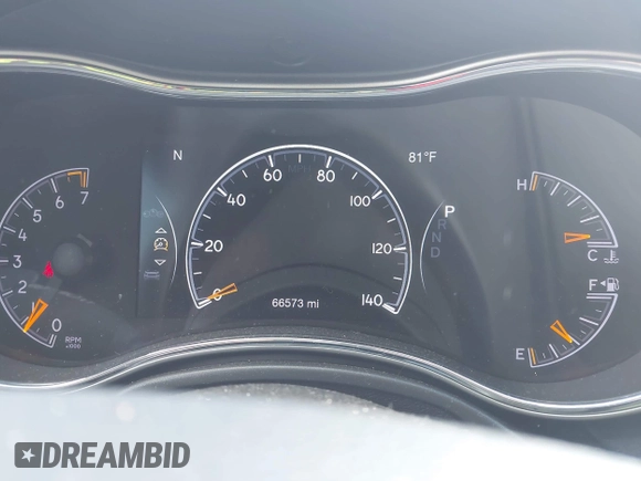 2020 Jeep Grand Cherokee Altitude z VIN 1C4RJFAG5LC364453, wystawiony jako IAAI lot #42168969 z przebiegiem 66 573 mil mil oraz . Historia ofert i sprzedaży dostępna na DreamBid. Obrazek 7.