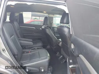 2018 Toyota Highlander Limited с VIN 5TDYZRFH1JS256186, выставлен на аукционе IAAI как лот 42366537 с пробегом 69 894 миль миль и . История ставок и продаж доступна на DreamBid. Изображение 8.