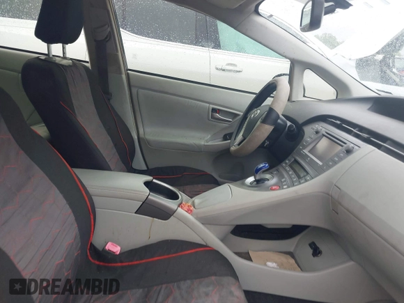 2013 Toyota Prius One with VIN JTDKN3DUXD5566488, listed as a IAAI auction lot 41989353 with 197,444 mi miles and . Bid and sale history available at DreamBid. Image 5.