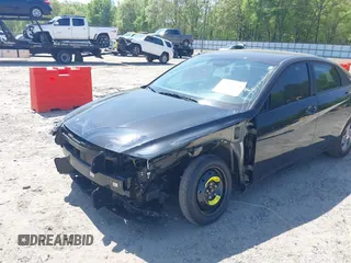 2024 Hyundai Elantra SE with VIN KMHLL4DG3RU832968, listed as a IAAI auction lot 42005178 with 19,175 mi miles and . Bid and sale history available at DreamBid. Image 6.