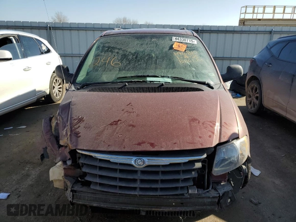 2007 Chrysler Town & Country Touring with VIN 2A4GP54LX7R361418, listed as a Copart auction lot 44330715 with Not Provided miles and Salvage Title. Bid and sale history available at DreamBid. Image 5.