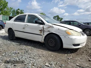 2004 Toyota Corolla CE with VIN 2T1BR32E54C289722, listed as a Copart auction lot 55396295 with 294,504 mi miles and Clean Title. Bid and sale history available at DreamBid. Image 4.