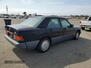 1993 Mercedes-Benz 190 z VIN WDBDA29D9PG074436, wystawiony jako Copart lot #47626005 z przebiegiem 185 226 mil mil oraz Tytuł czysty. Historia ofert i sprzedaży dostępna na DreamBid. Obrazek 3.
