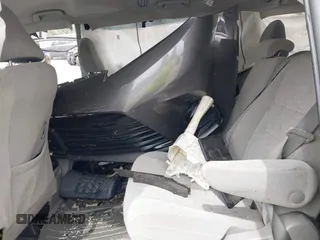 2018 Toyota Sienna LE Auto Access Seat with VIN 5TDKZ3DC7JS940573, listed as a IAAI auction lot 42166237 with Not provided miles and . Bid and sale history available at DreamBid. Image 8.