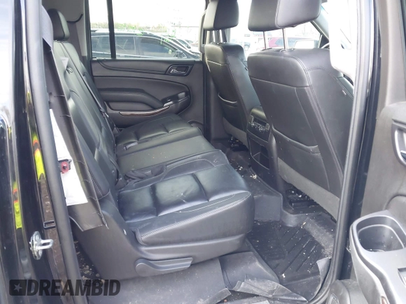 2017 Chevrolet Suburban LT z VIN 1GNSKHKC6HR246168, wystawiony jako IAAI lot #42150327 z przebiegiem Nie podano mil oraz . Historia ofert i sprzedaży dostępna na DreamBid. Obrazek 8.