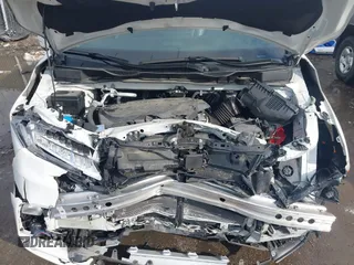 2019 Honda Odyssey Elite with VIN 5FNRL6H93KB117922, listed as a IAAI auction lot 41582622 with 25,327 mi miles and . Bid and sale history available at DreamBid. Image 10.