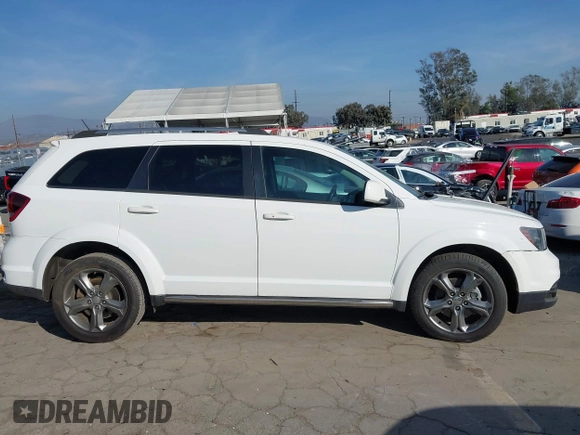 2017 Dodge Journey Crossroad Plus z VIN 3C4PDCGG2HT545087, wystawiony jako IAAI lot #41611278 z przebiegiem 113 180 mil mil oraz . Historia ofert i sprzedaży dostępna na DreamBid. Obrazek 13.
