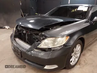 2008 Lexus LS 460 с VIN JTHBL46F985079801, выставлен на аукционе IAAI как лот 42489077 с пробегом 170 961 миль миль и . История ставок и продаж доступна на DreamBid. Изображение 6.
