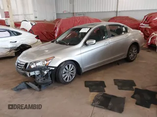 2012 Honda Accord EX z VIN 1HGCP2F70CA016014, wystawiony jako IAAI lot #41998121 z przebiegiem 78 075 mil mil oraz . Historia ofert i sprzedaży dostępna na DreamBid. Obrazek 2.