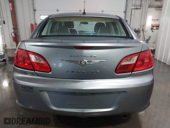 2010 Chrysler Sebring Limited z VIN 1C3CC5FD8AN134758, wystawiony jako IAAI lot #41190558 z przebiegiem 259 904 mil mil oraz . Historia ofert i sprzedaży dostępna na DreamBid. Obrazek 16.
