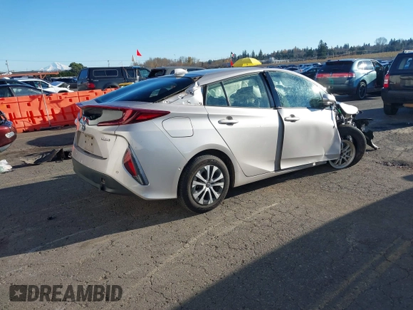 2020 Toyota Prius LE z VIN JTDKARFP6L3145576, wystawiony jako IAAI lot #41009752 z przebiegiem 35 375 mil mil oraz . Historia ofert i sprzedaży dostępna na DreamBid. Obrazek 4.