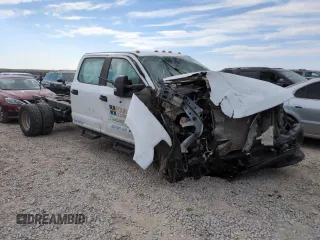 2018 Ford F-350 XL с VIN 1FD8W3HT0JEB13223, выставлен на аукционе Copart как лот 59440275 с пробегом Не указан миль и Списание • Salvage title. История ставок и продаж доступна на DreamBid. Изображение 4.