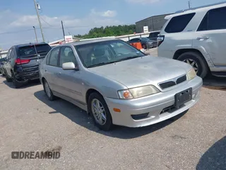 2002 Infiniti G20 Luxury z VIN JNKCP11A82T509291, wystawiony jako IAAI lot #42121305 z przebiegiem 147 256 mil mil oraz . Historia ofert i sprzedaży dostępna na DreamBid. Obrazek 1.