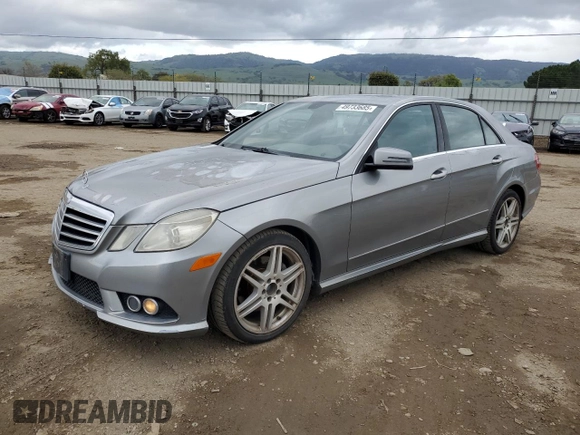 2010 Mercedes-Benz E-Class E 350 Luxury with VIN WDDHF5GB3AA103498, listed as a Copart auction lot 49733685 with 117,195 mi miles and Salvage Title. Bid and sale history available at carsss.com. Image 1.