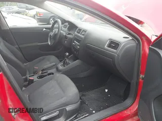 2012 Volkswagen Jetta S с VIN 3VW1K7AJ1CM364487, выставлен на аукционе IAAI как лот 42442423 с пробегом 177 382 миль миль и . История ставок и продаж доступна на DreamBid. Изображение 5.
