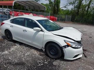 2017 Nissan Altima SV с VIN 1N4AL3APXHC233988, выставлен на аукционе IAAI как лот 42123873 с пробегом 49 000 миль миль и . История ставок и продаж доступна на DreamBid. Изображение 1.