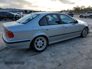 1998 BMW 5 Series 540i with VIN WBADE5327WBV93735, listed as a Copart auction lot 85789824 with 377,552 mi miles and Salvage Title. Bid and sale history available at carsss.com. Image 3.